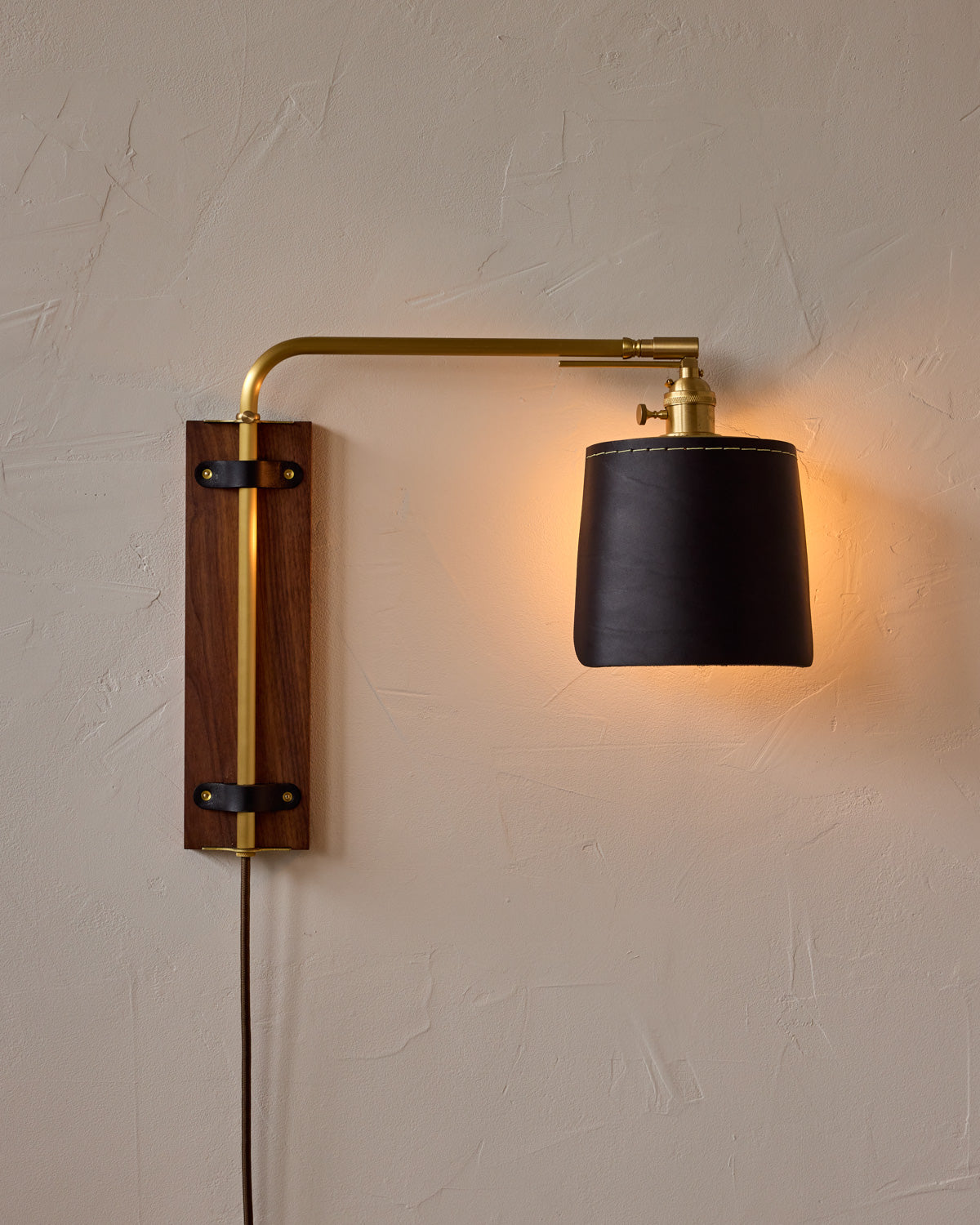 Ava Wall Sconce