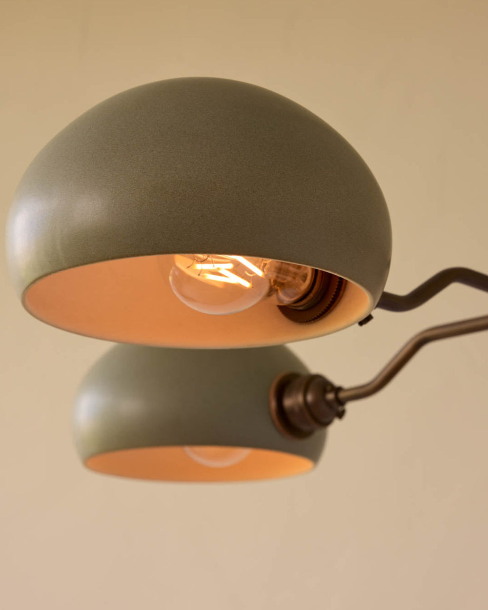 #shade-color_olivine #Metal-+-Wood-Finish_Antique Brass / Clear Maple