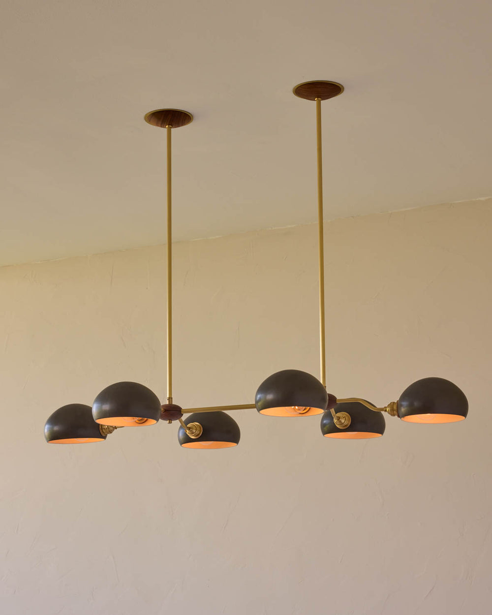 #shade-color_almost black #Metal-+-Wood-Finish_Satin Brass / Black Walnut