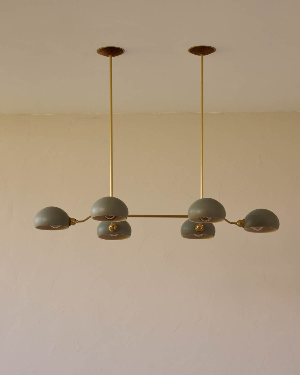 #shade-color_olivine #Metal-+-Wood-Finish_Satin Brass / Black Walnut