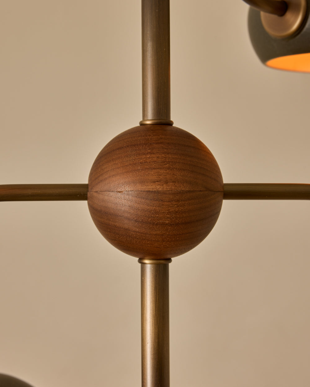 #shade-color_almost black #Metal-+-Wood-Finish_Antique Brass / Black Walnut
