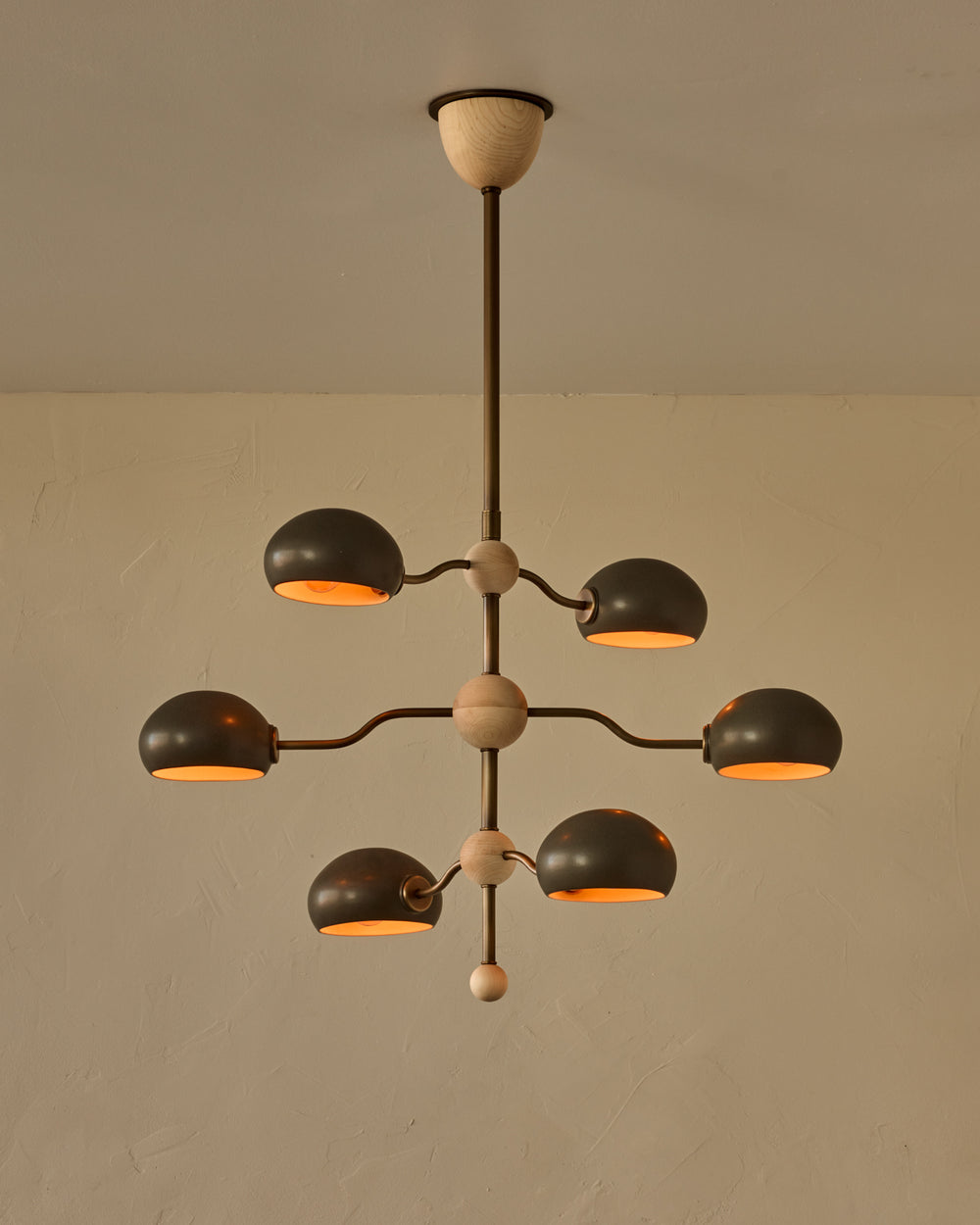 #shade-color_almost black #Metal-+-Wood-Finish_Antique Brass / Clear Maple