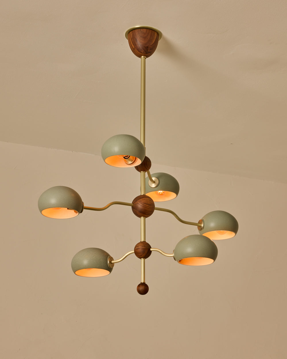 #shade-color_olivine  #Metal-+-Wood-Finish_Satin Brass / Black Walnut