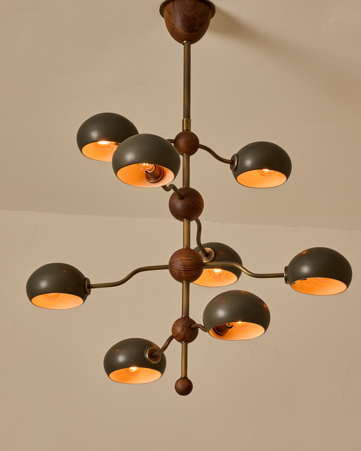 #shade-color_almost black #Metal-+-Wood-Finish_Antique Brass / Black Walnut