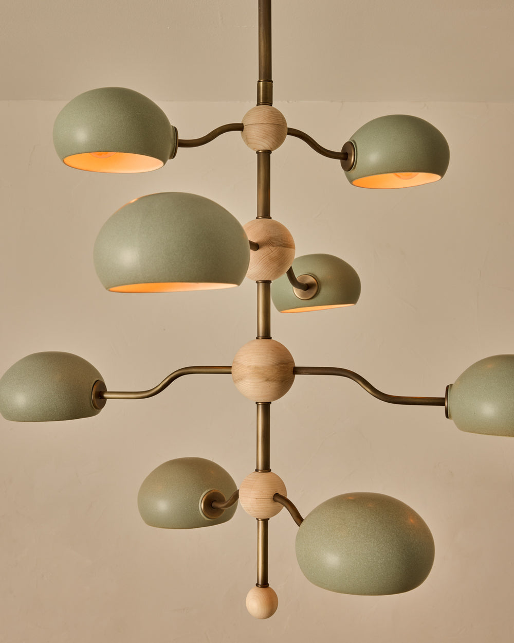 #shade-color_olivine #Metal-+-Wood-Finish_Antique Brass / Clear Maple