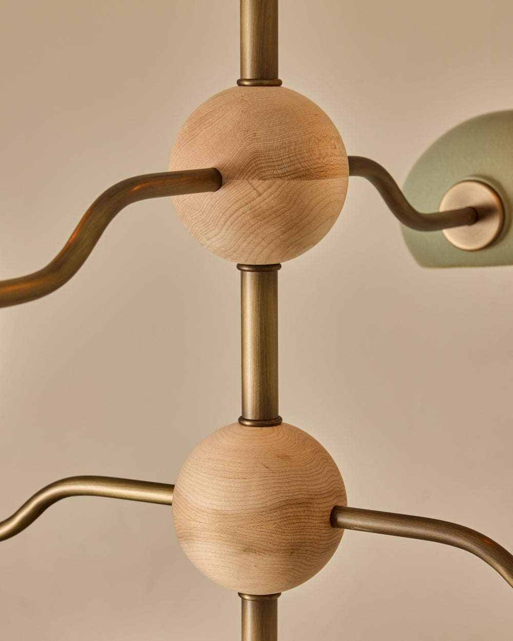 #shade-color_olivine #Metal-+-Wood-Finish_Antique Brass / Clear Maple