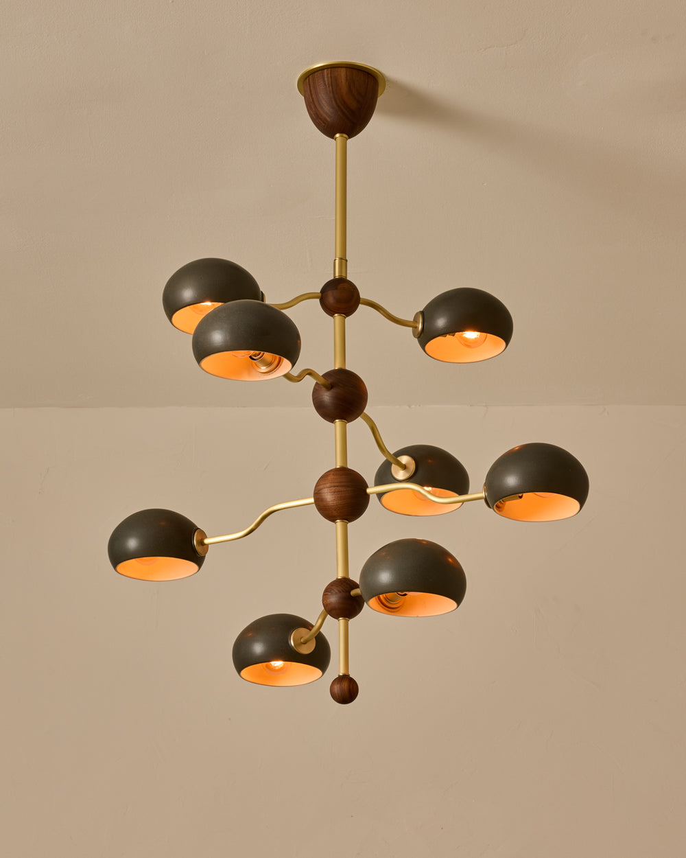 #shade-color_almost black #Metal-+-Wood-Finish_Satin Brass / Black Walnut