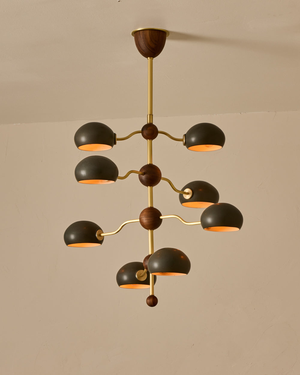 #shade-color_almost black #Metal-+-Wood-Finish_Satin Brass / Black Walnut