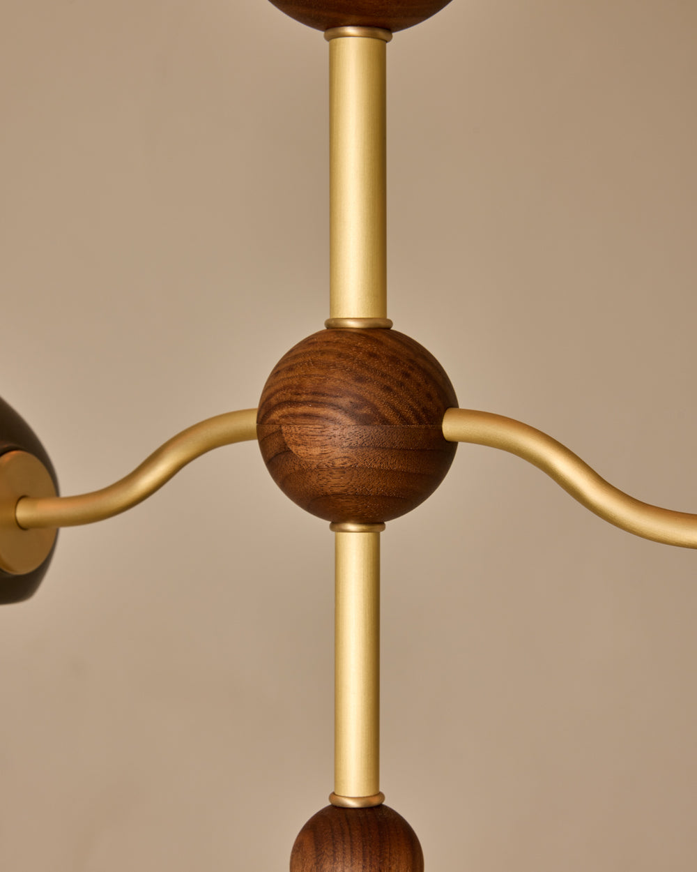 #shade-color_almost black #Metal-+-Wood-Finish_Satin Brass / Black Walnut