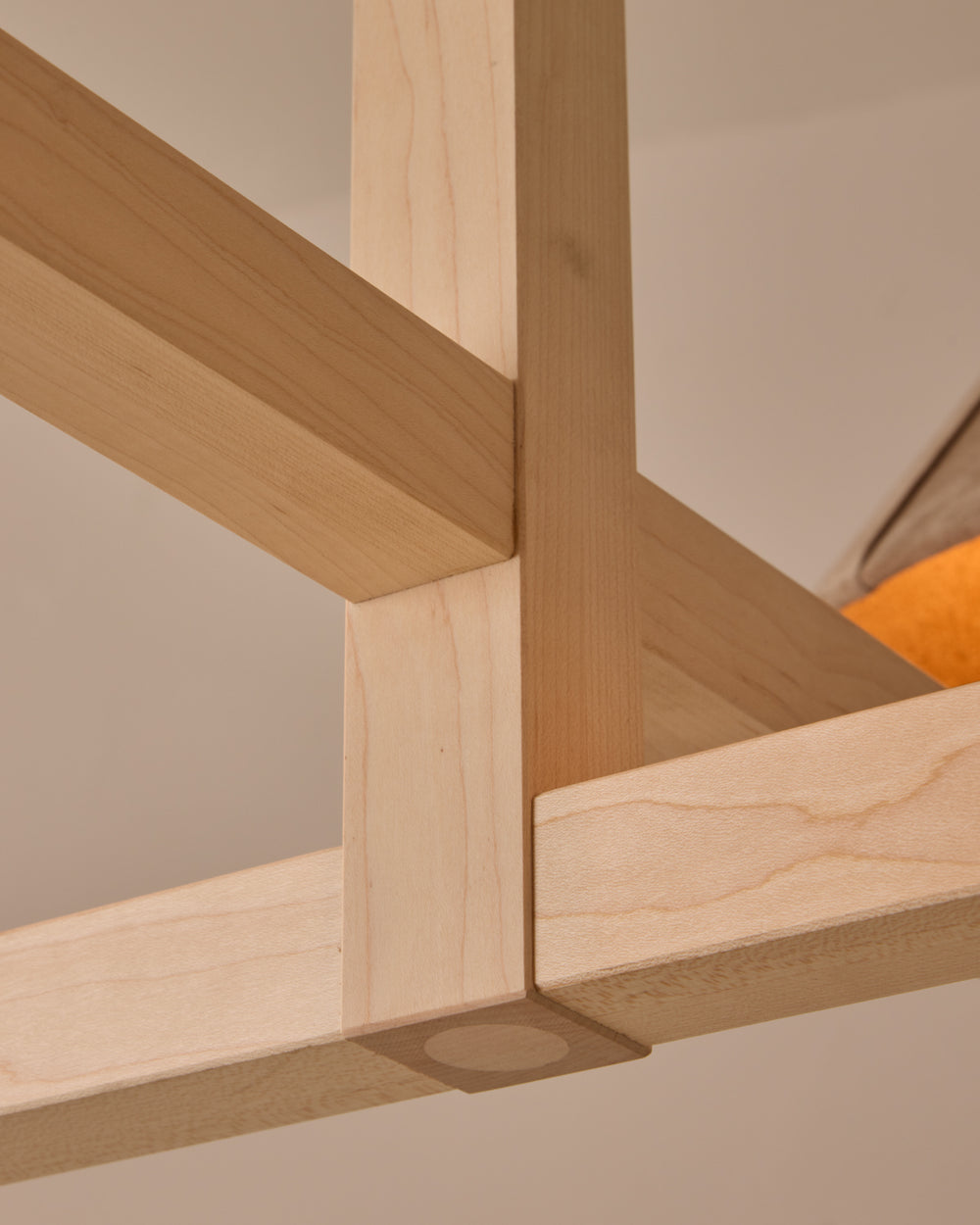 #wood-finish_clear maple #shade-finish_beige suede