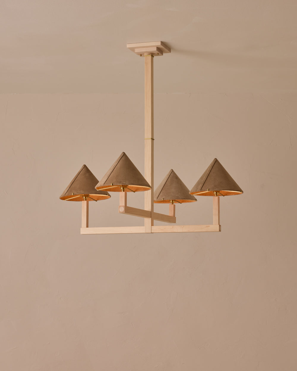 #wood-finish_clear maple #shade-finish_beige suede