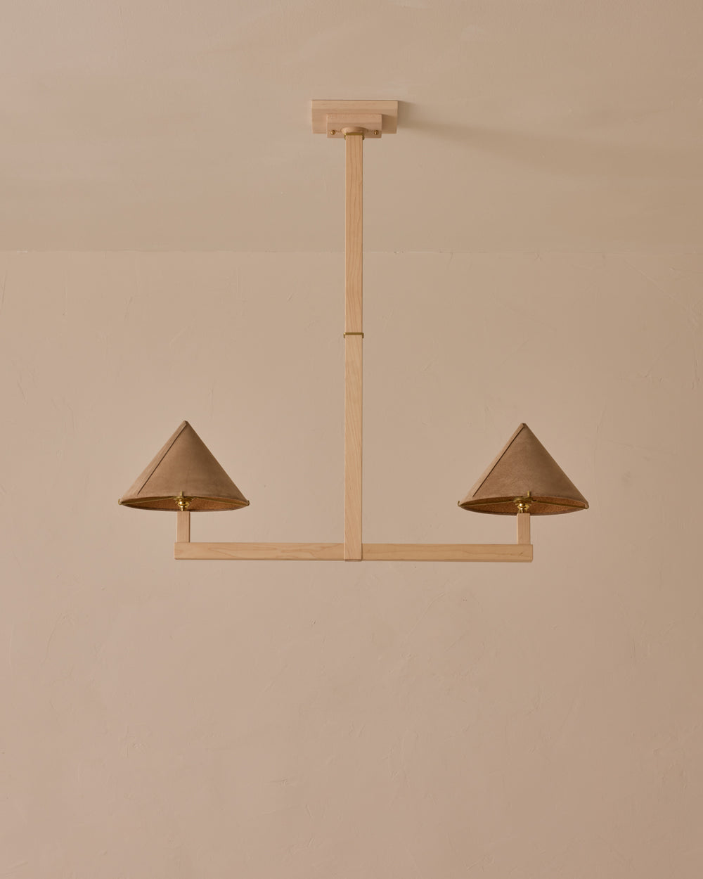 #wood-finish_clear maple #shade-finish_beige suede