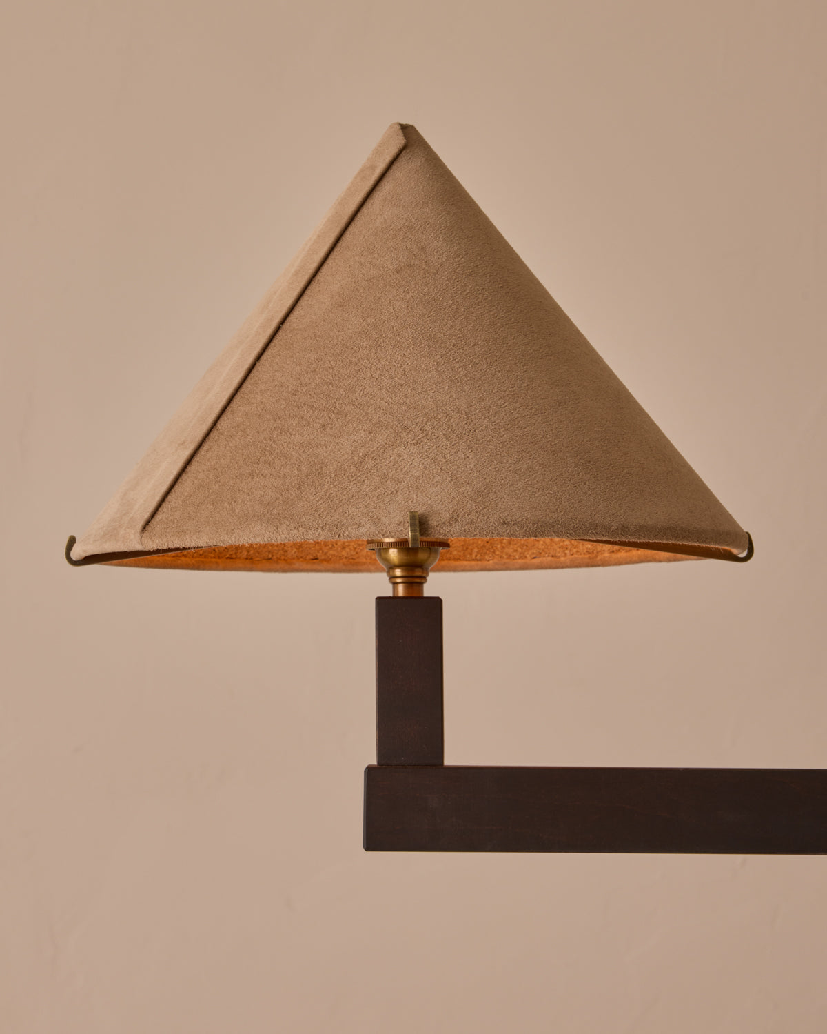 #wood-finish_dark wash maple #shade-finish_beige suede
