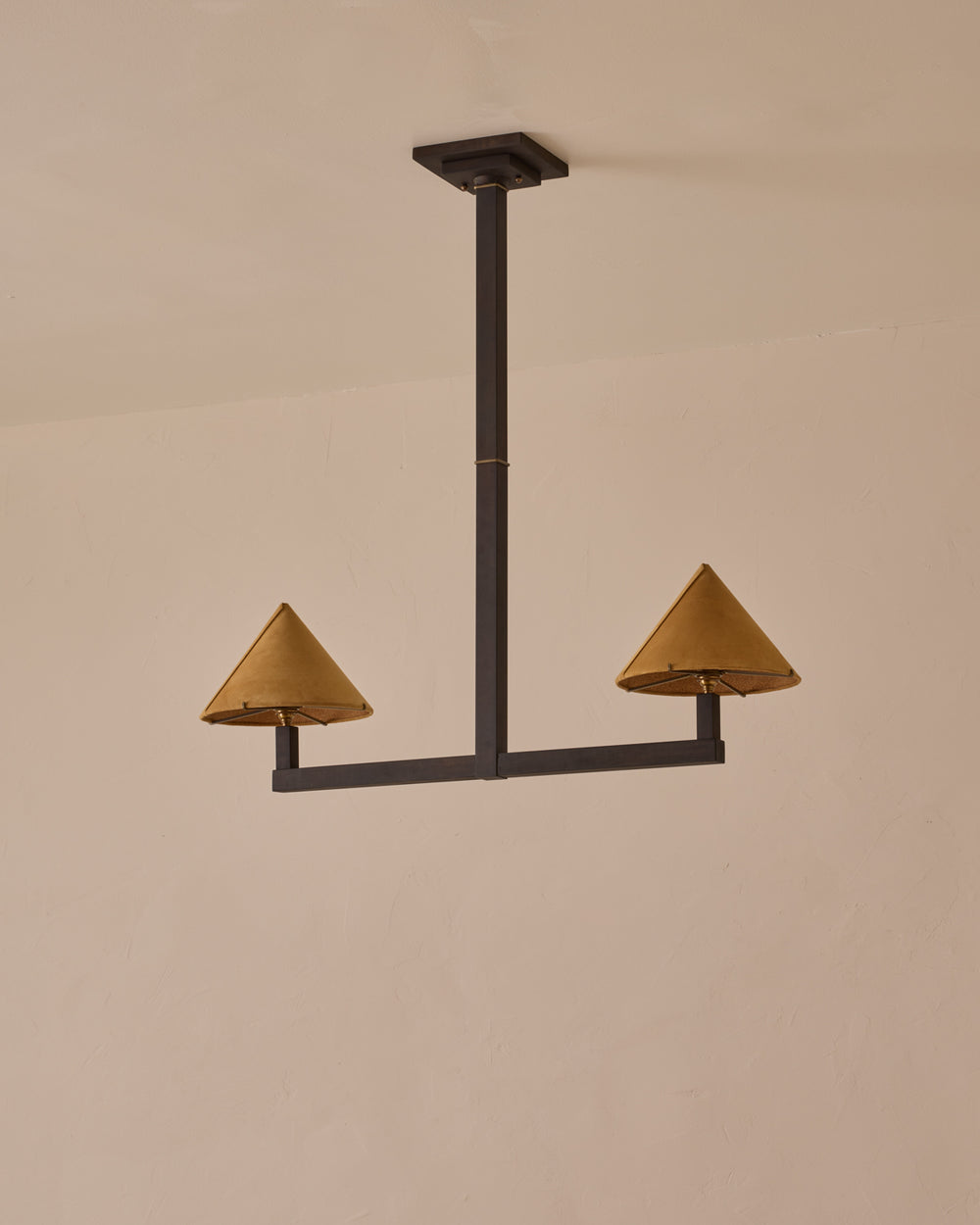 #wood-finish_dark wash maple #shade-finish_camel suede