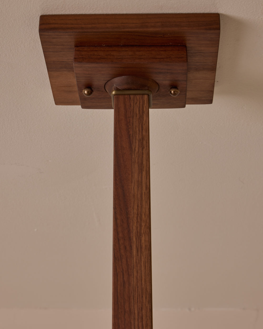 #wood-finish_black walnut 