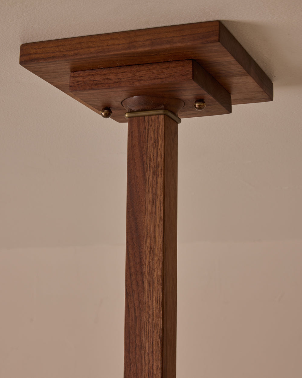 #wood-finish_black walnut 