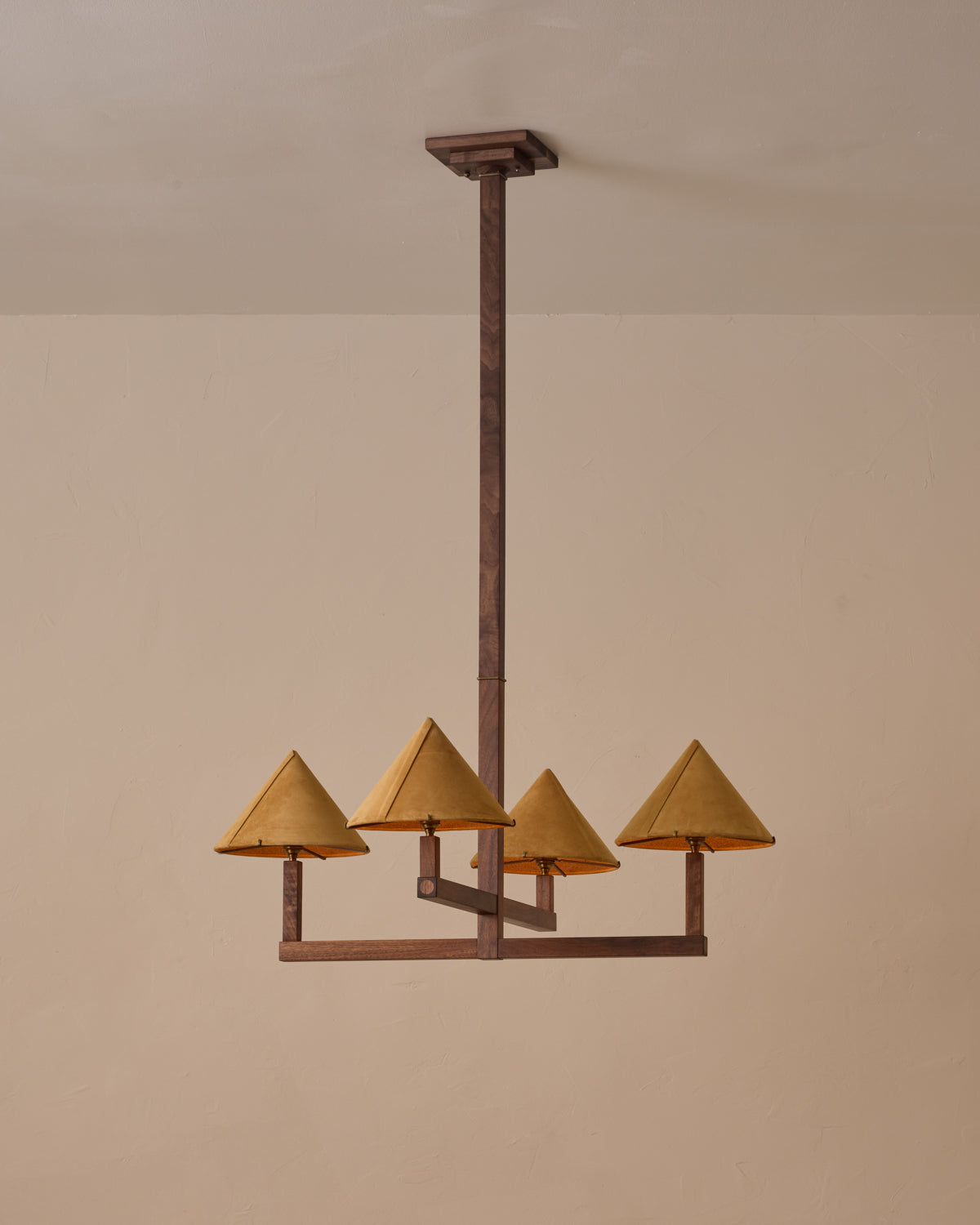 #wood-finish_black walnut #shade-finish_camel suede