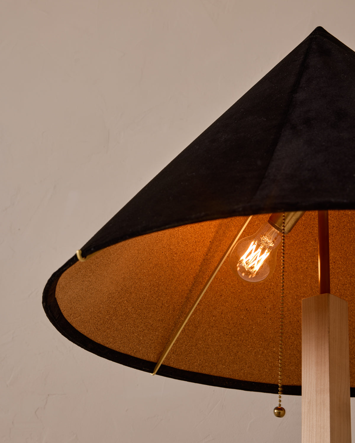 Anouck Floor Lamp - Clear Maple