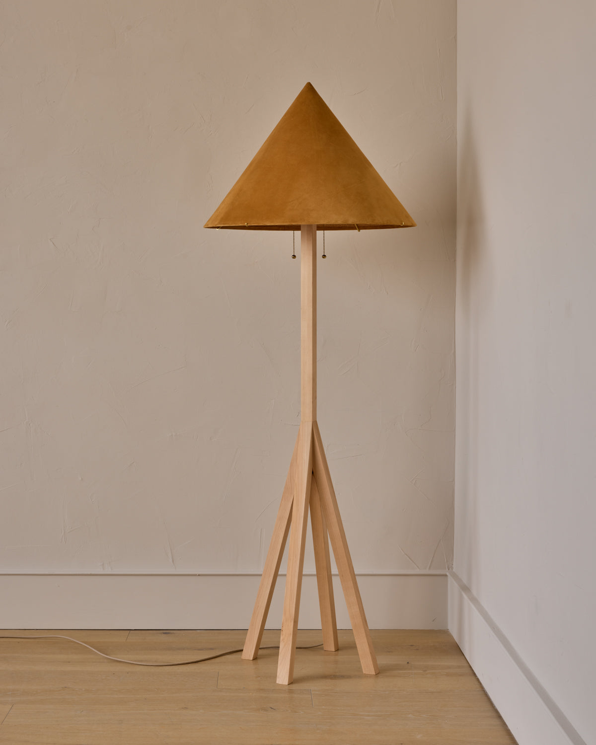 Anouck Floor Lamp - Clear Maple