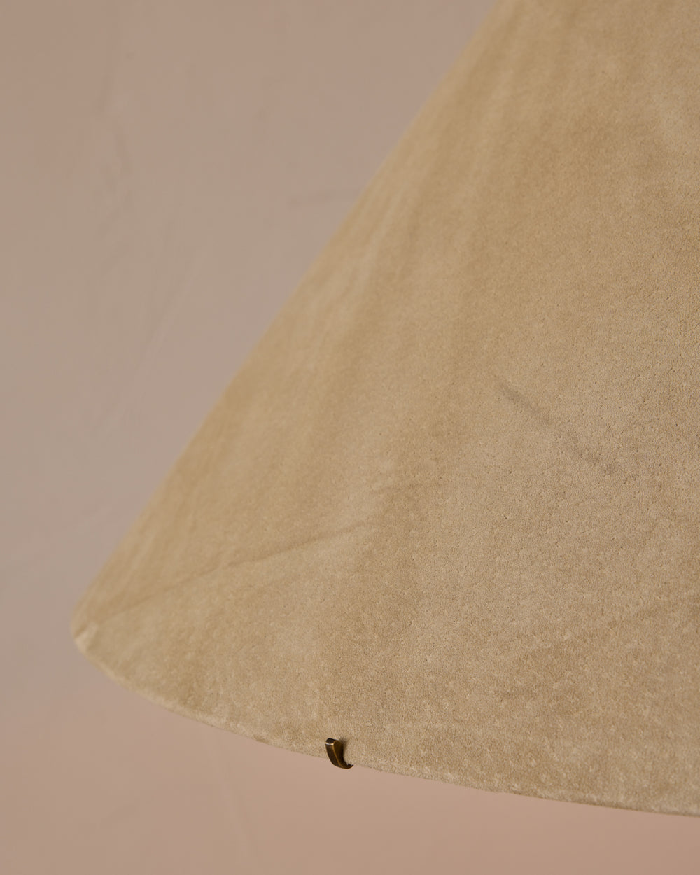 #shade-finish_stone suede
#wood-finish_dark wash maple