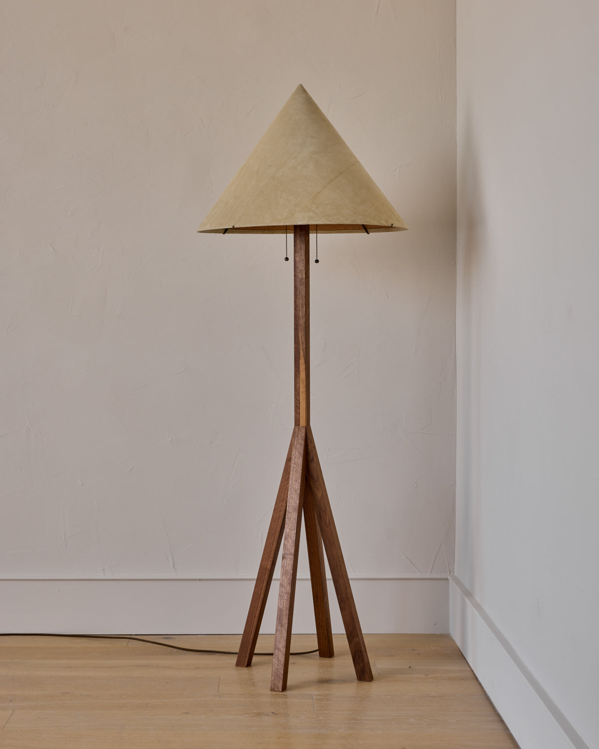 Anouck Floor Lamp - Black Walnut