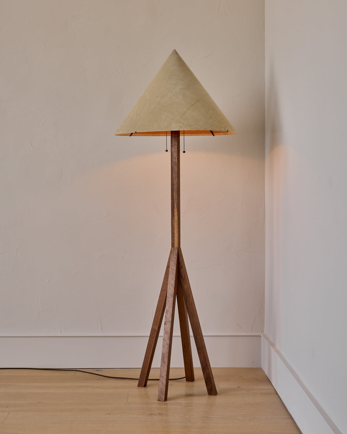 Anouck Floor Lamp - Black Walnut