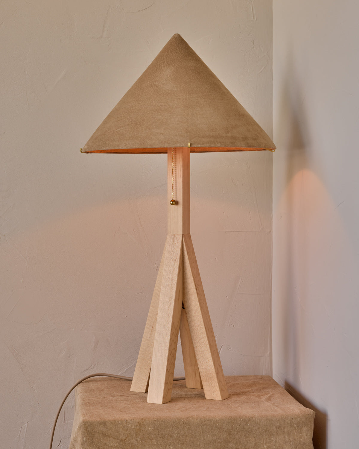 Anouck Table Lamp - Clear Maple