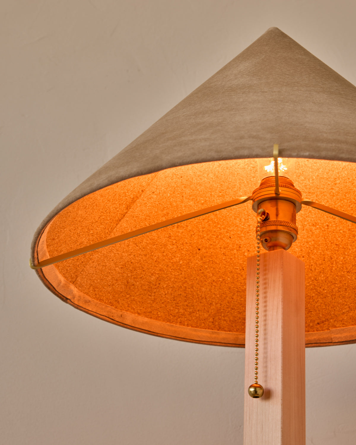 Anouck Table Lamp - Clear Maple