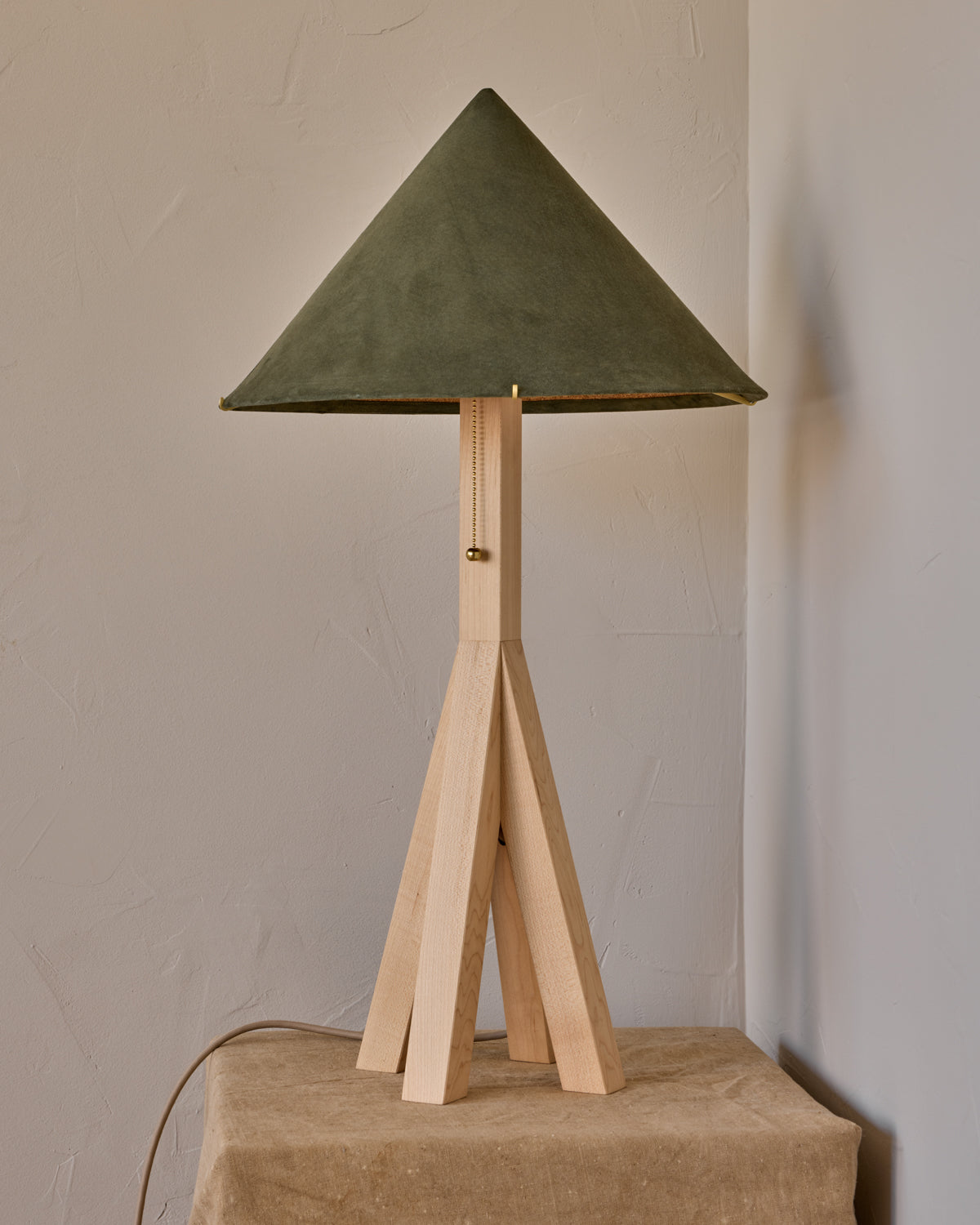 Anouck Table Lamp - Clear Maple