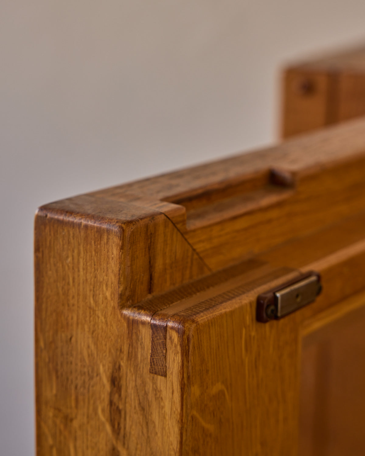 1970s Italian Glazed Oak Credenza by Giuseppe Rivadossi