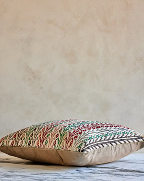 Ekin Pillow