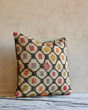 Evren Pillow