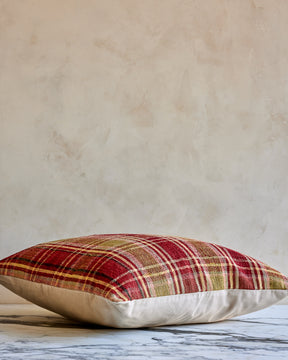 Uras Pillow