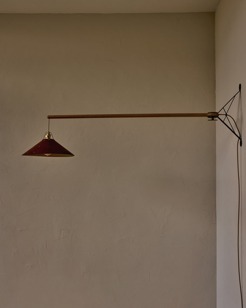 #leather-shade_cognac  #size_extra large  #wiring_plug-in