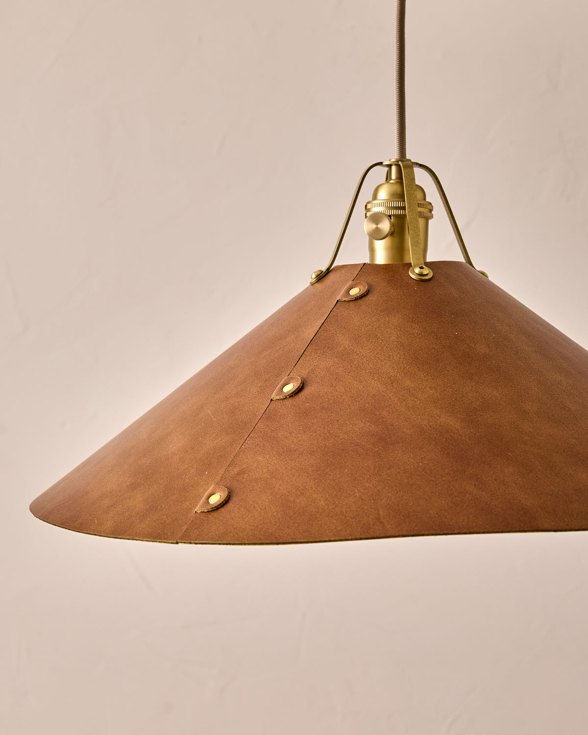 #leather-shade_cognac  #size_extra large