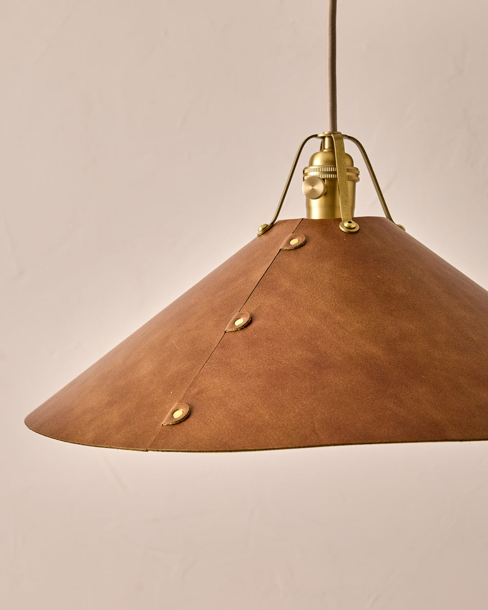 #leather-shade_cognac  #size_extra large