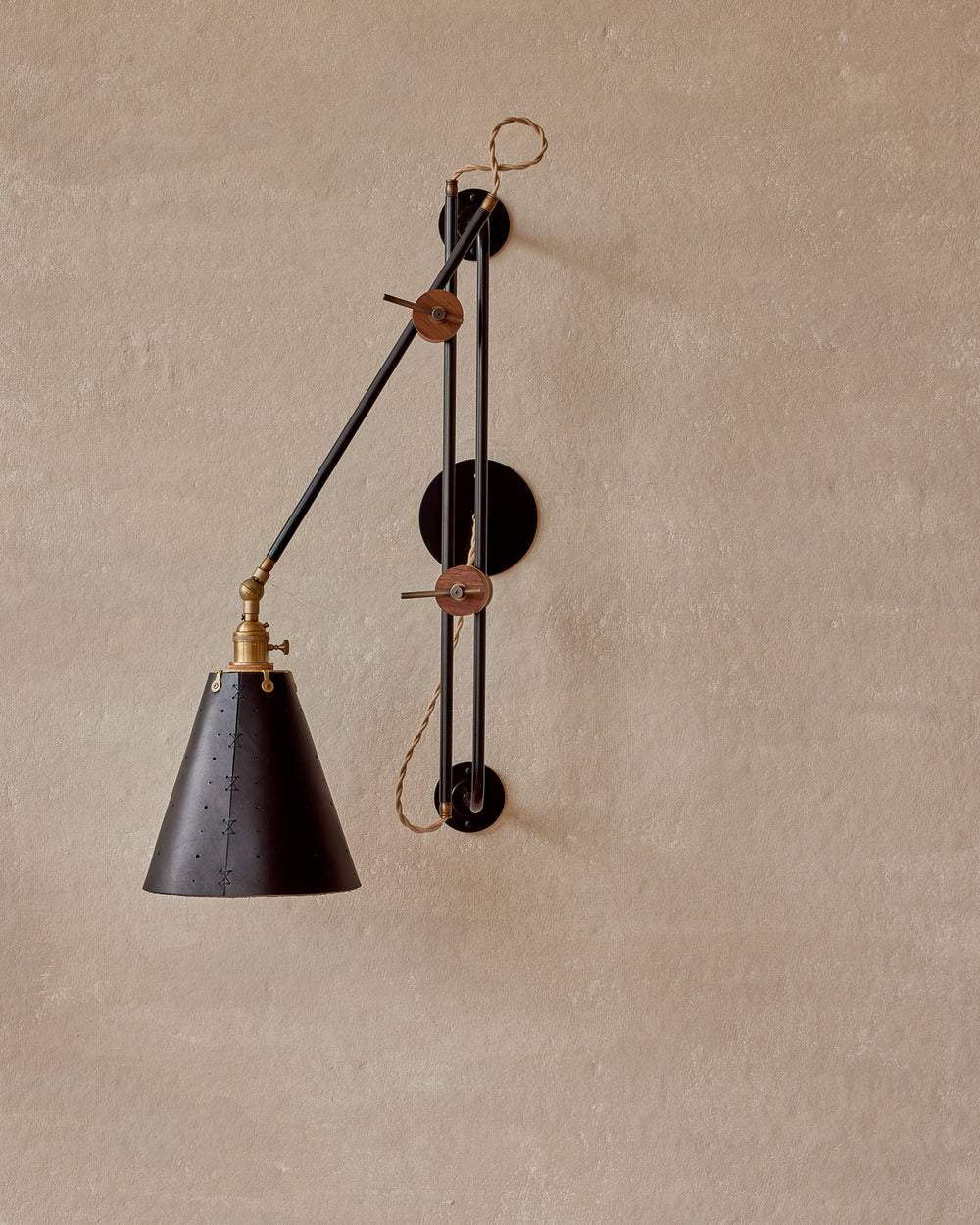 #shade-finish_black harness #wiring_hardwired