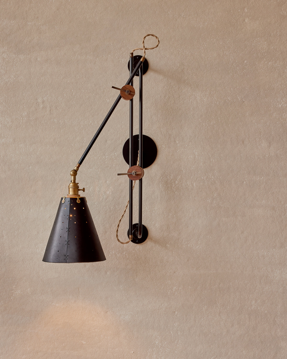 #shade-finish_black harness #wiring_hardwired