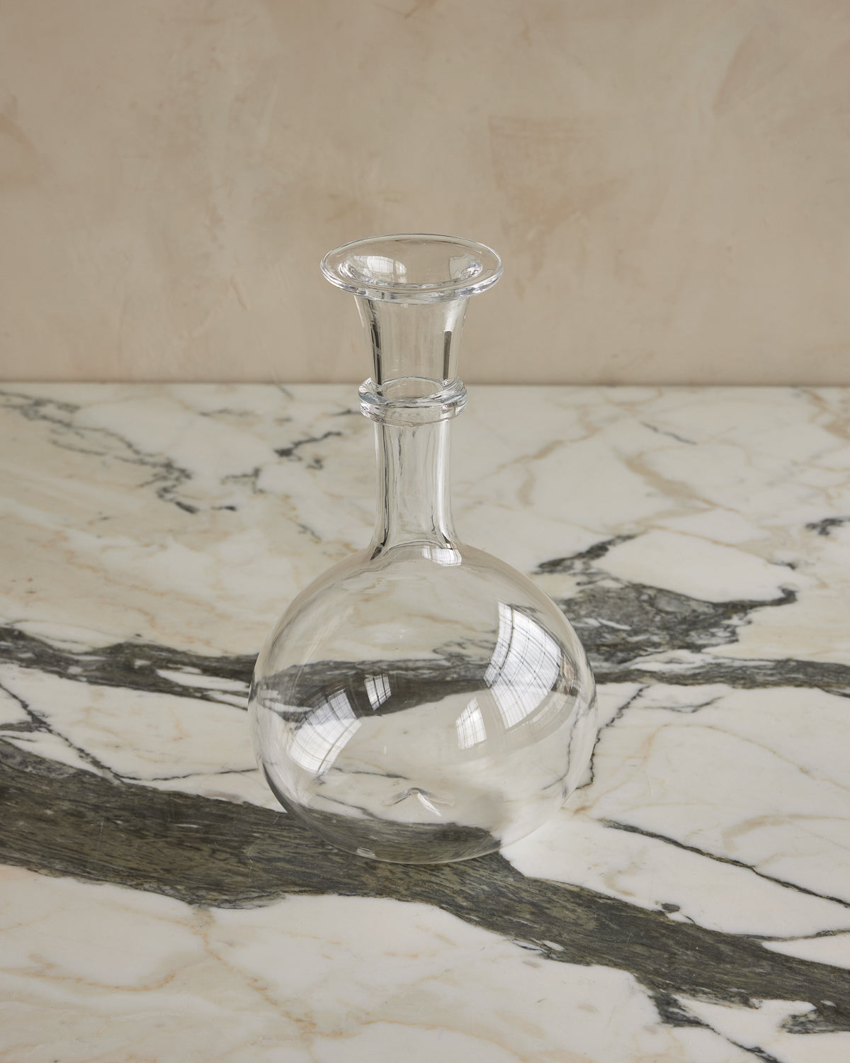 Round Bottom Glass Decanter - Clear